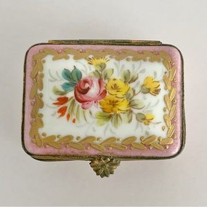 Vintage Limoges Hand Painted Porcelain Hinged Pink Trinket Box